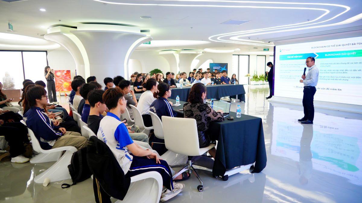 Nhận diện rủi ro và bẫy nghề nghiệp trong ngành Blockchain