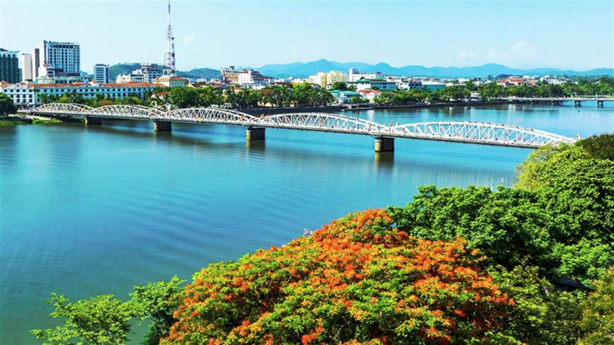 Huế xác lập kinh tế số là động lực mũi nhọn trong phát triển kinh tế - xã hội giai đoạn 2026 - 2030
